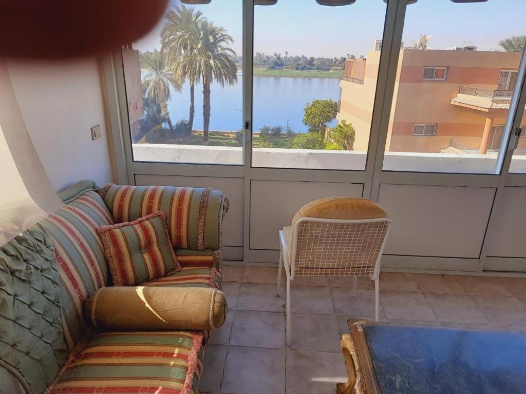 East Luxor Apartments With Nile Views Jazirat al Awwamiyah ภายนอก รูปภาพ
