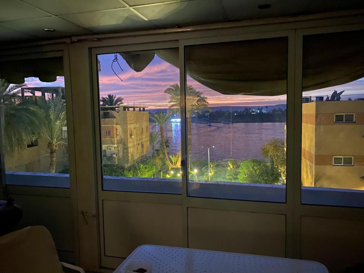 East Luxor Apartments With Nile Views Jazirat al Awwamiyah ภายนอก รูปภาพ