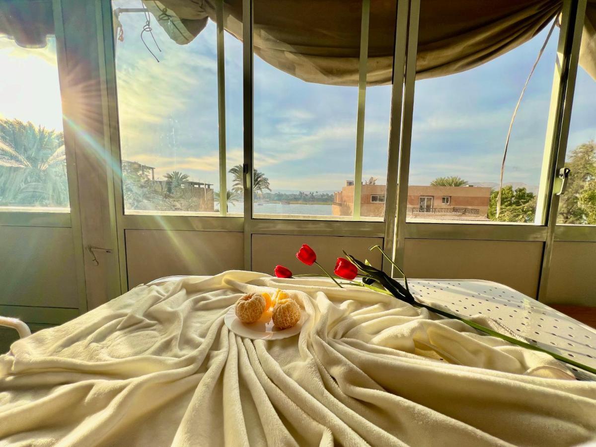 East Luxor Apartments With Nile Views Jazirat al Awwamiyah ภายนอก รูปภาพ